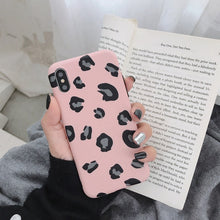 Load image into Gallery viewer, Fashion Colorful Leopard Print Phone Case For iphone XS